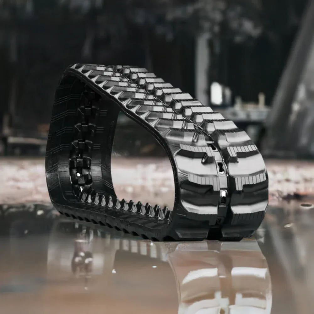 230x72x45 Heavy Duty Rubber Track - Straight L Lug Tread Pattern